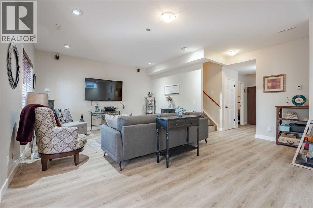 Single Family House for Sale in  ST Moritz Terrace SW Springbank Hill Calgary 