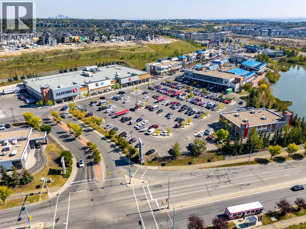 Single Family House for Sale in  ST Moritz Terrace SW Springbank Hill Calgary 