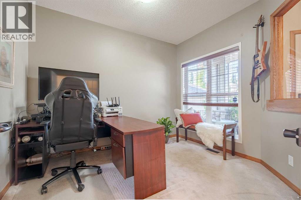 Single Family House for Sale in  ST Moritz Terrace SW Springbank Hill Calgary 