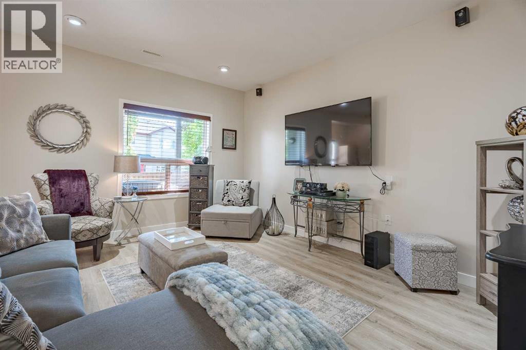 Single Family House for Sale in  ST Moritz Terrace SW Springbank Hill Calgary 