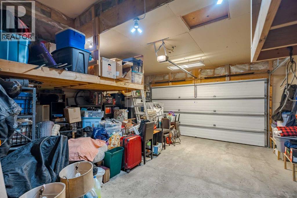 Single Family House for Sale in  ST Moritz Terrace SW Springbank Hill Calgary 