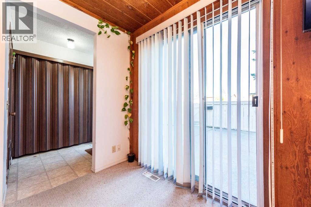 Single Family House for Sale in    Avenue SE Penbrooke Meadows Calgary 