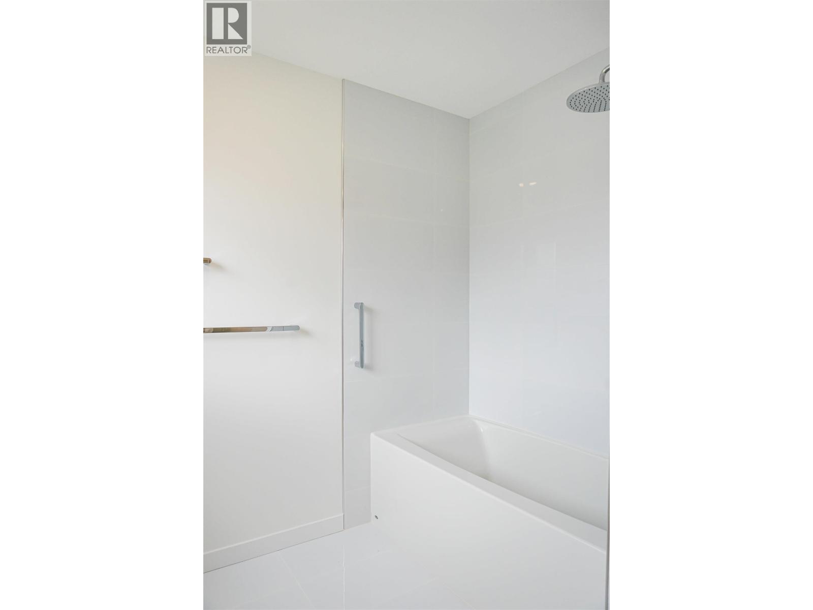 64 WOZNEY STREET, Kitimat