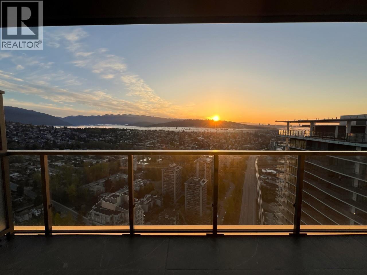 4705 4880 LOUGHEED Highway - photo 2