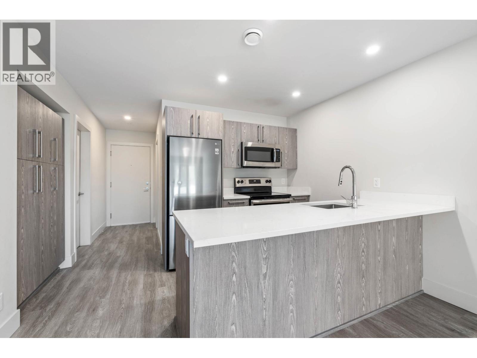 110 7350 CRABAPPLE COURT, Pemberton