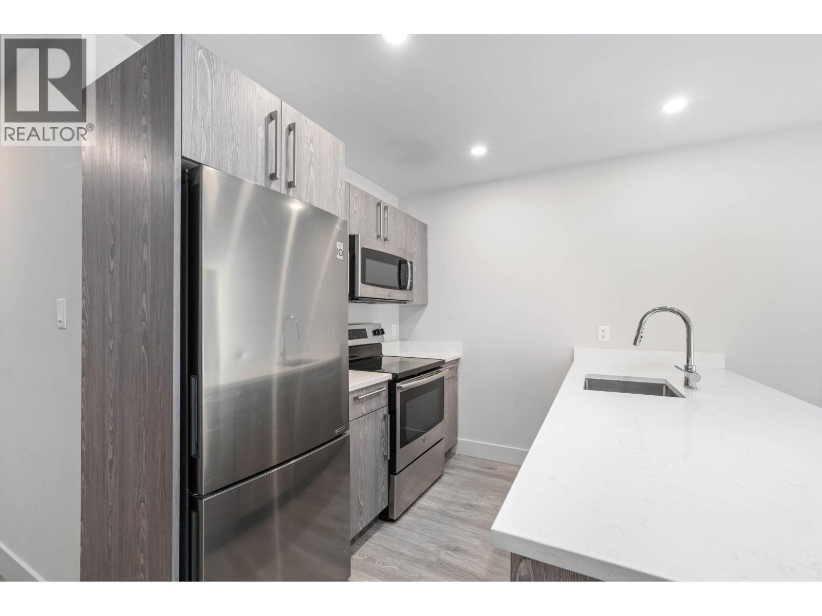 110 7350 CRABAPPLE COURT, Pemberton