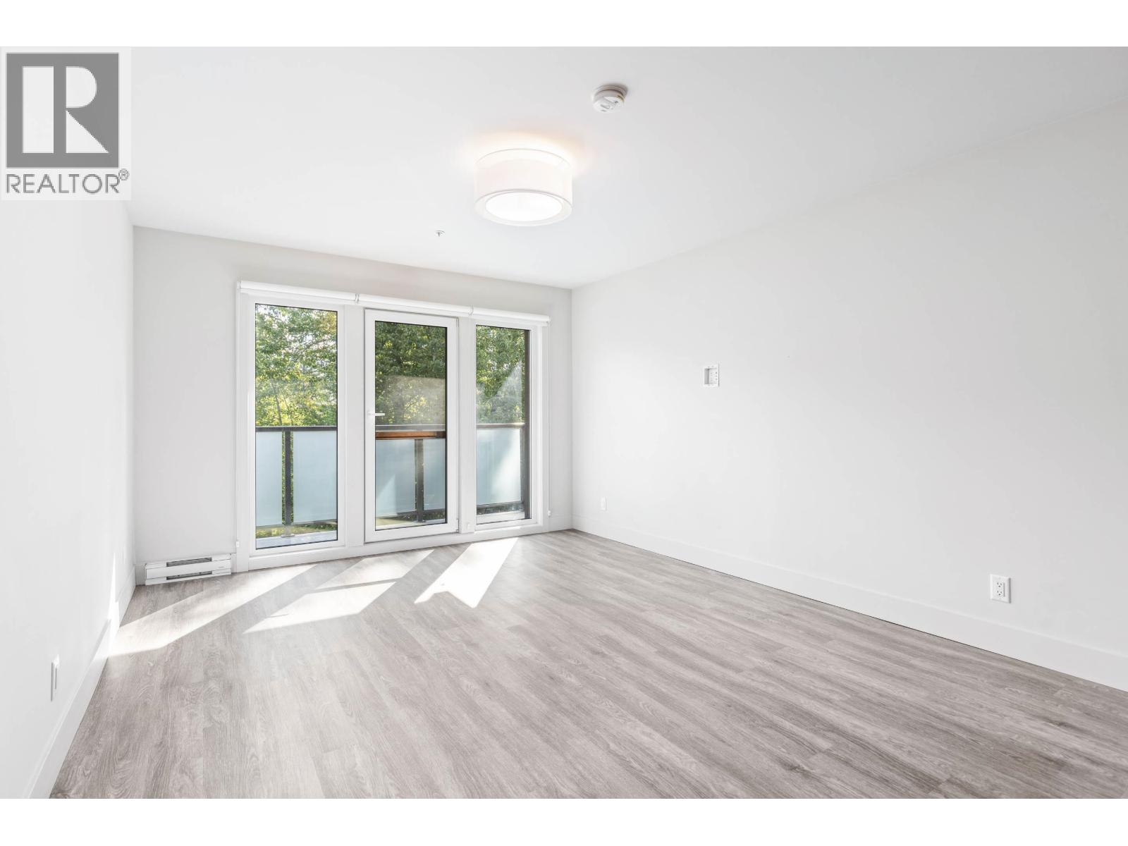 110 7350 CRABAPPLE COURT, Pemberton