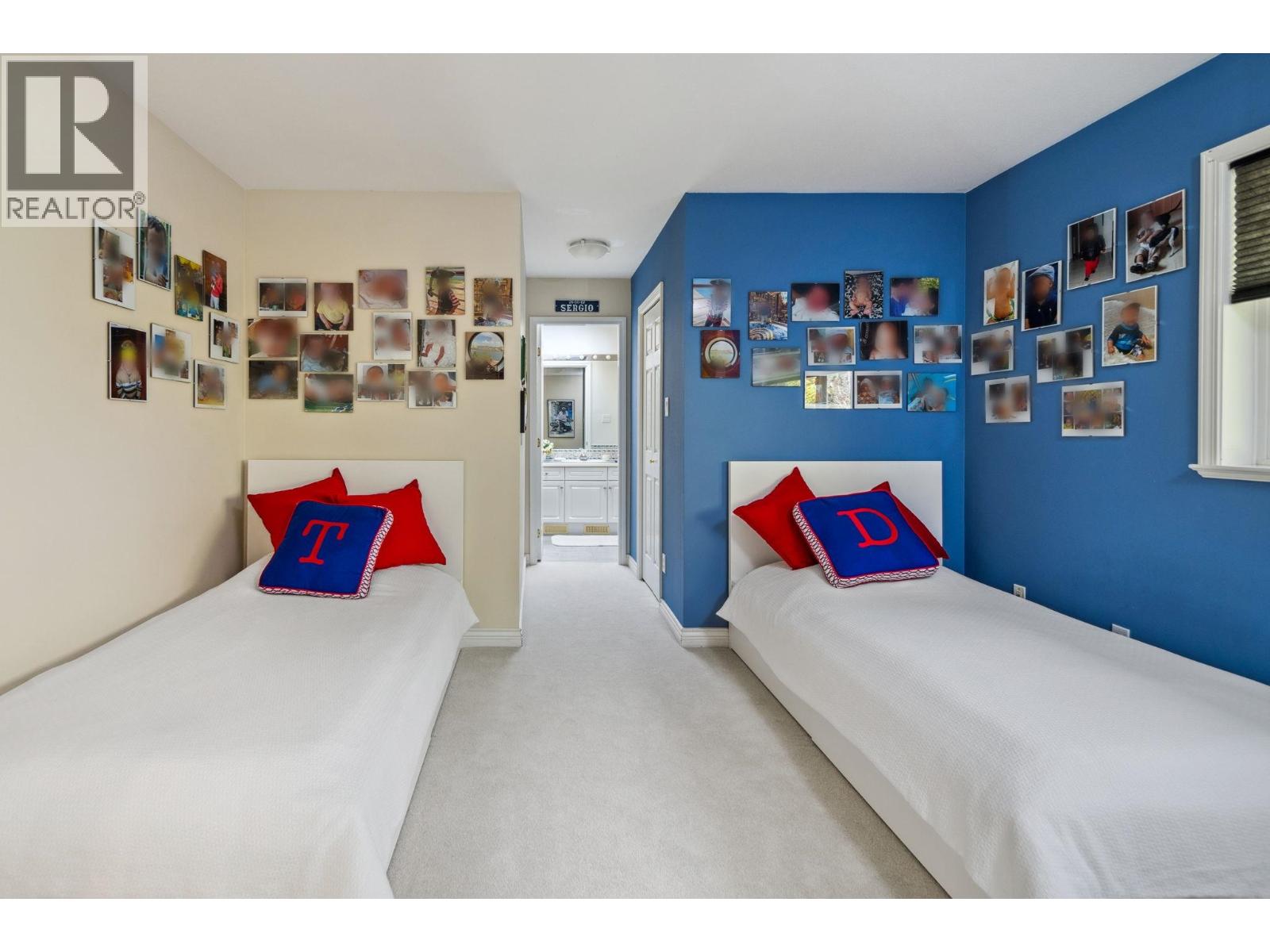 3823 MICHENER WAY, North Vancouver