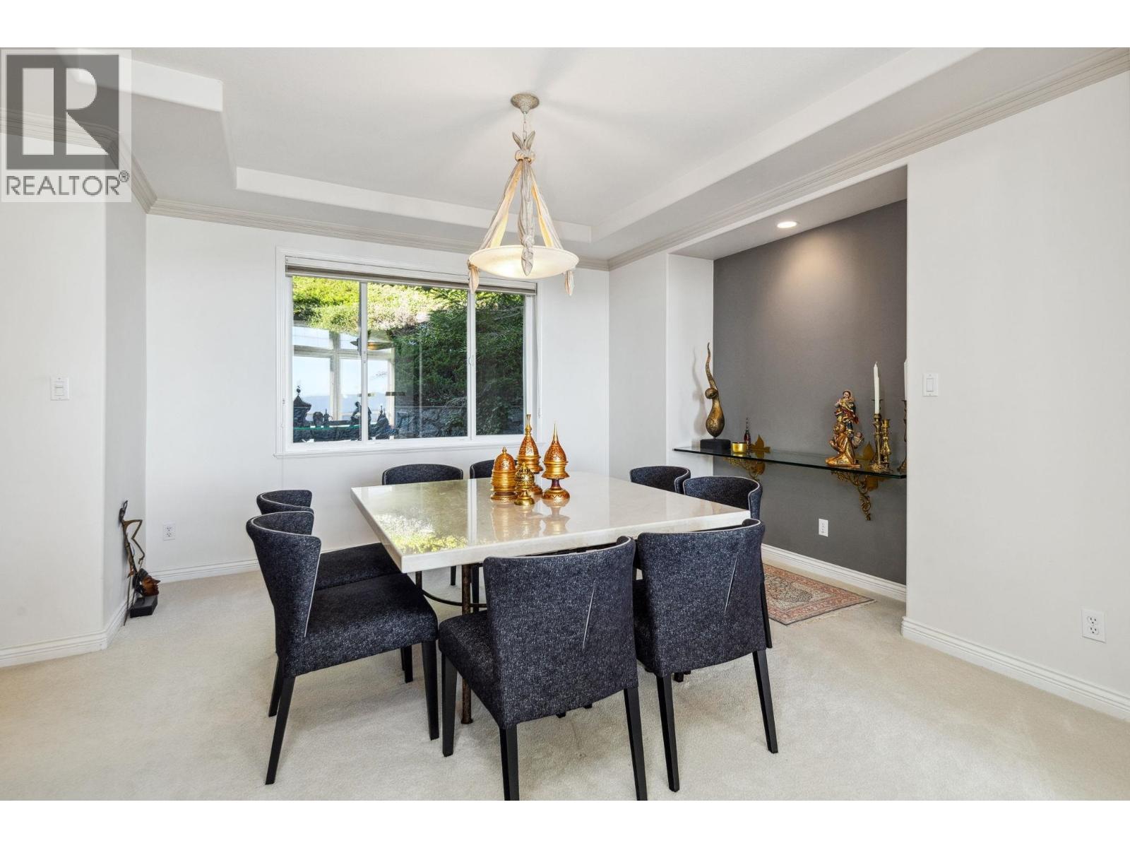 3823 MICHENER WAY, North Vancouver