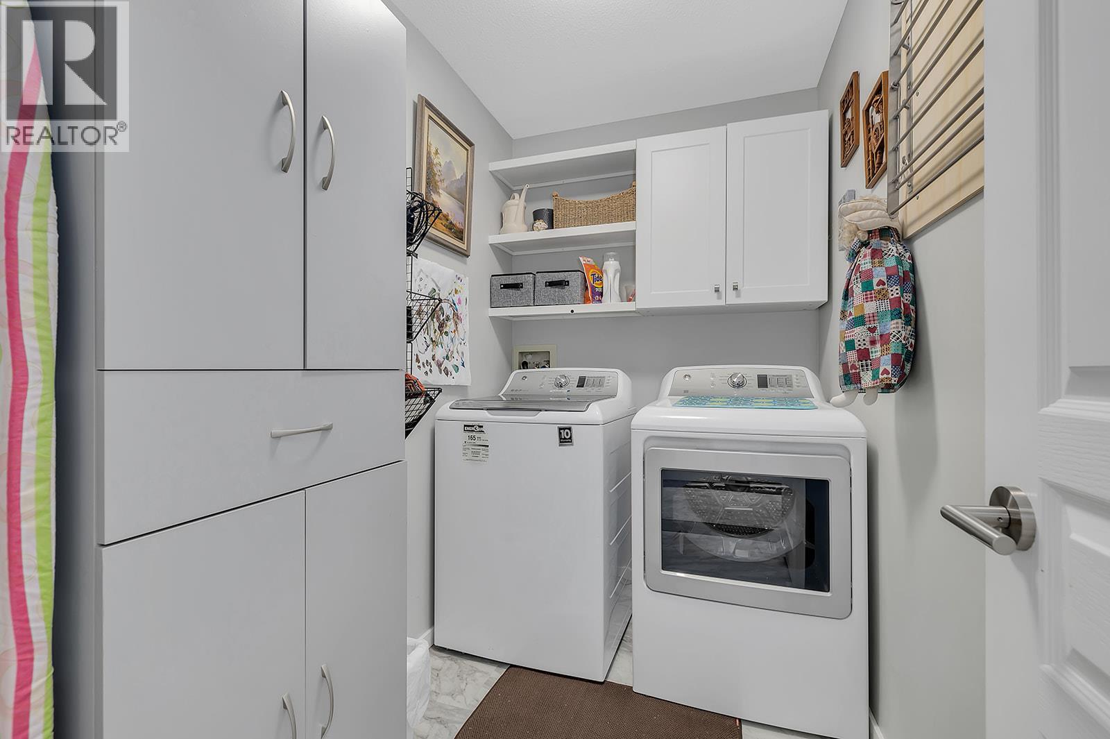 204 645 Barrera Road, Kelowna