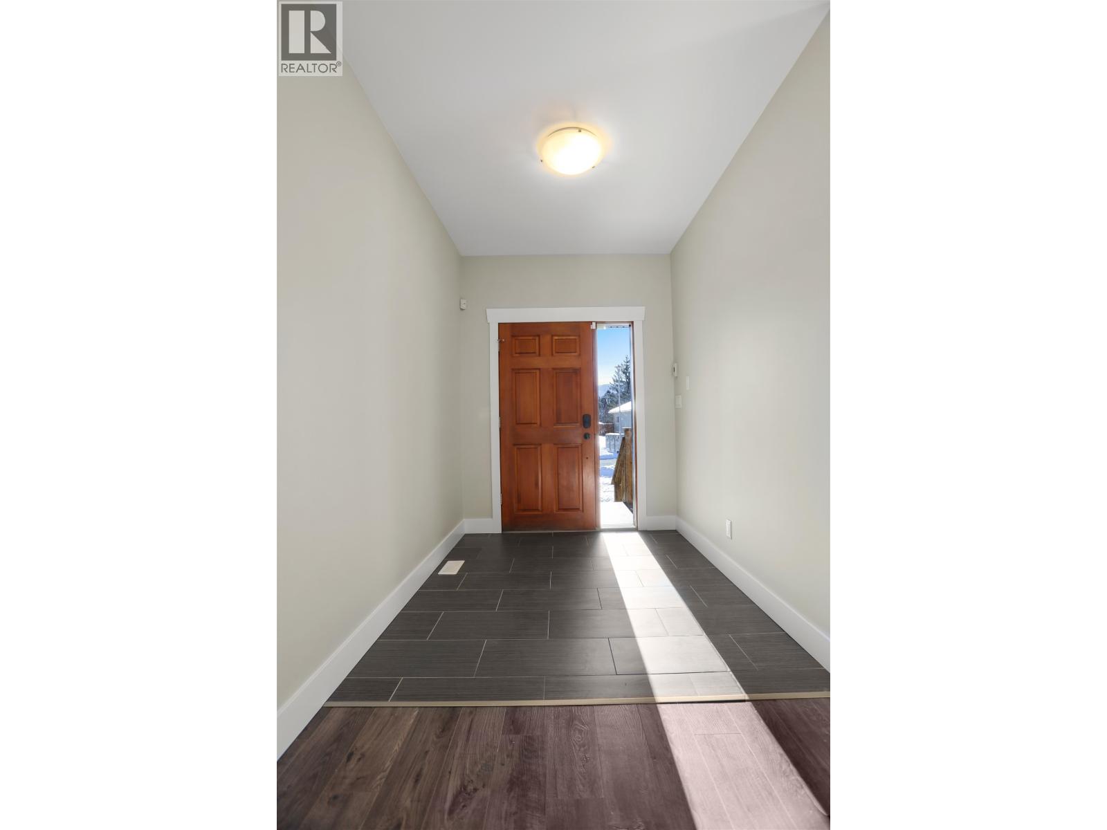 52 BLACKBERRY STREET, Kitimat