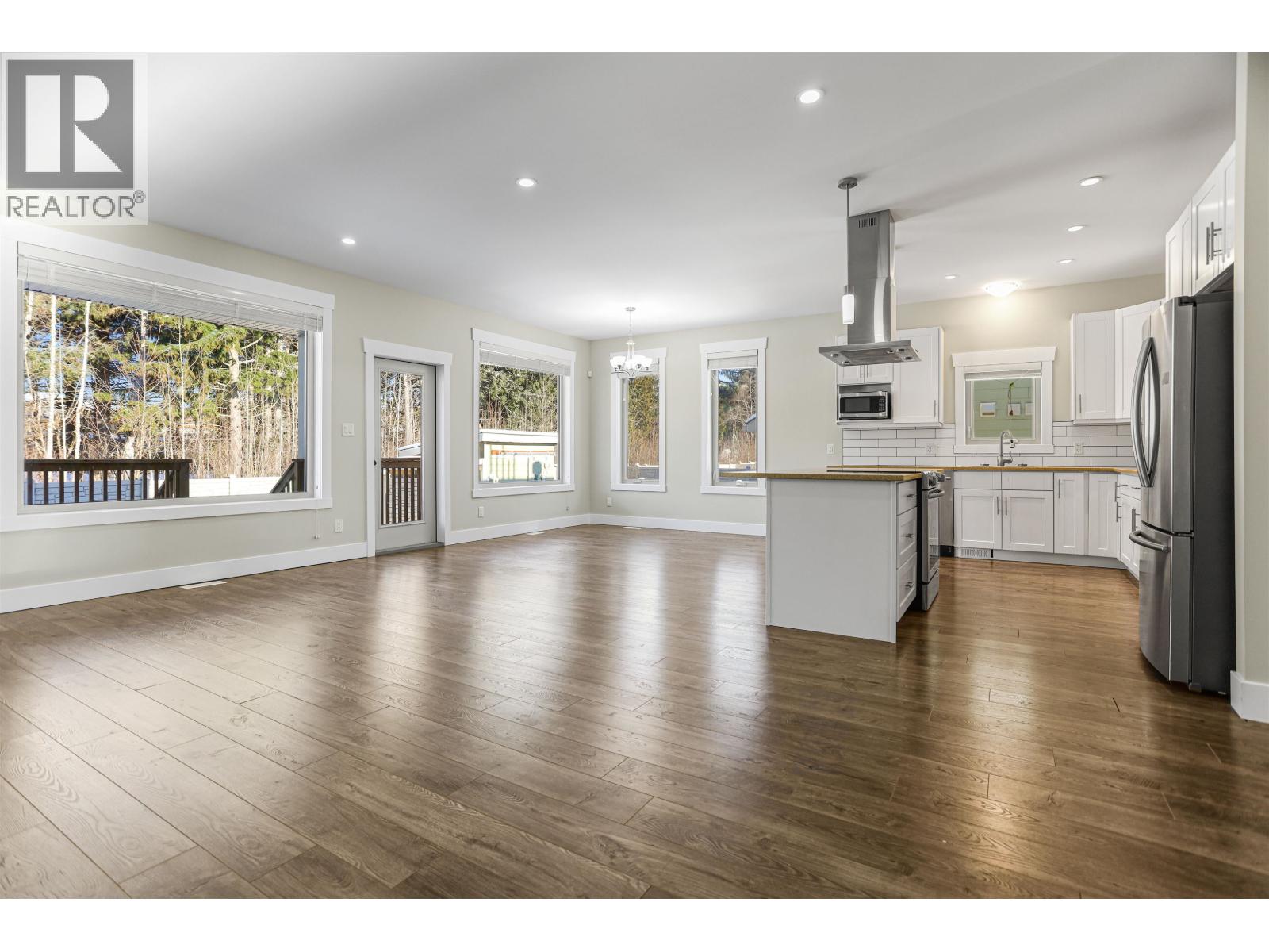 52 BLACKBERRY STREET, Kitimat