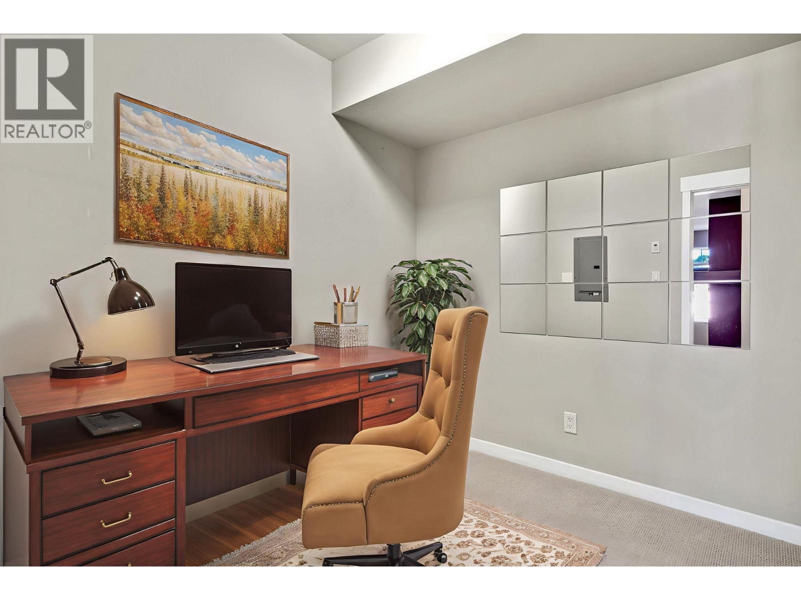 #208-1706 56 Street, Delta