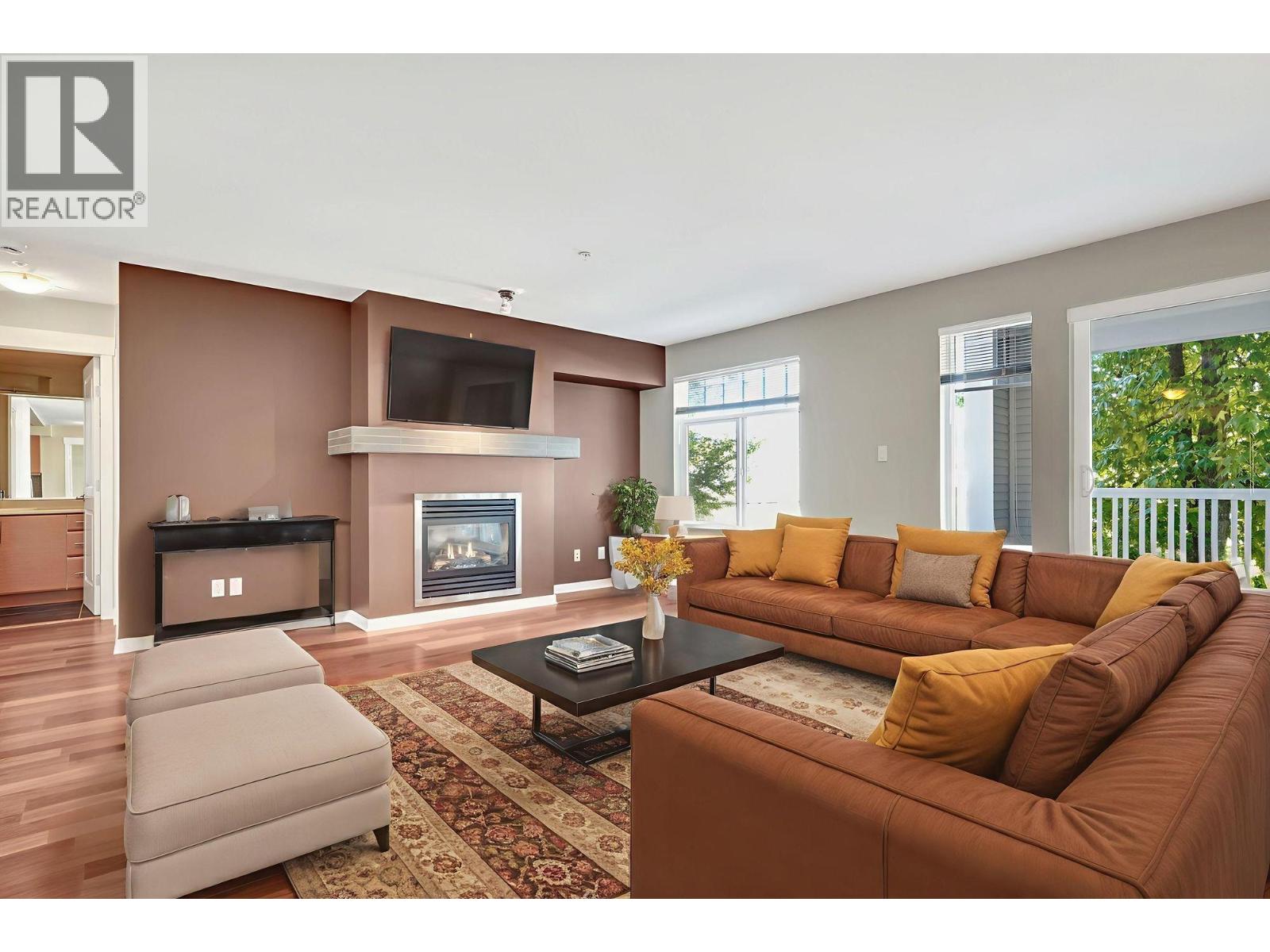 #208-1706 56 Street, Delta