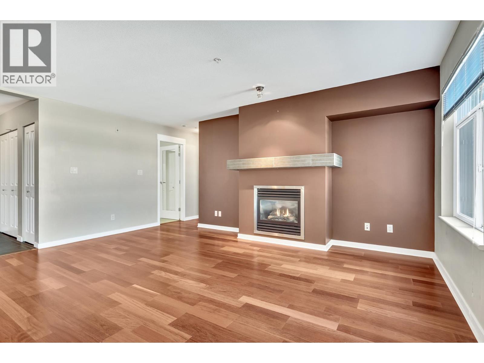 #208-1706 56 Street, Delta