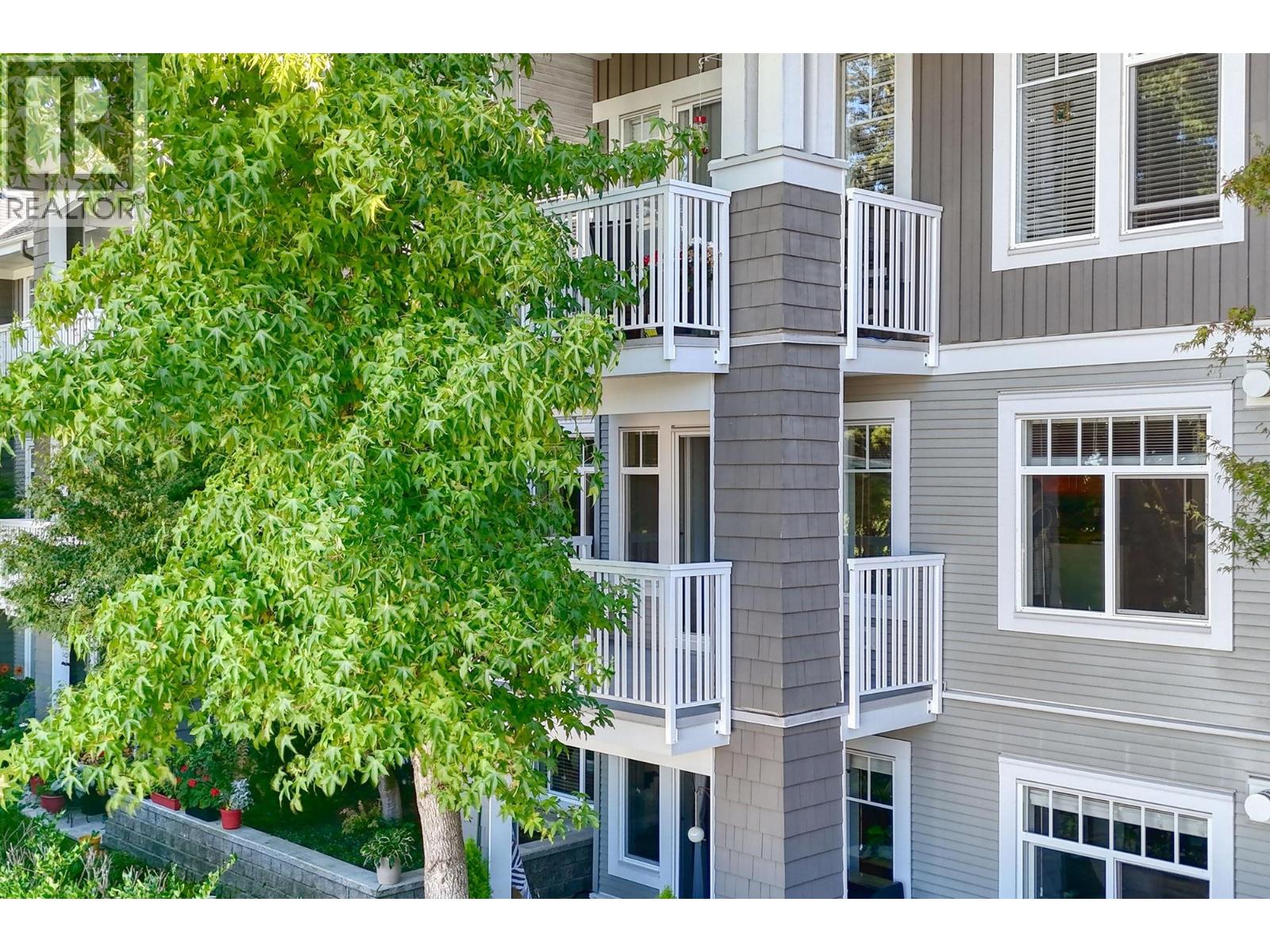 #208-1706 56 Street, Delta