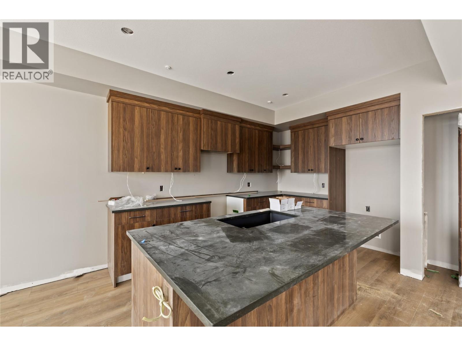 87 255 Feathertop Way, Big White