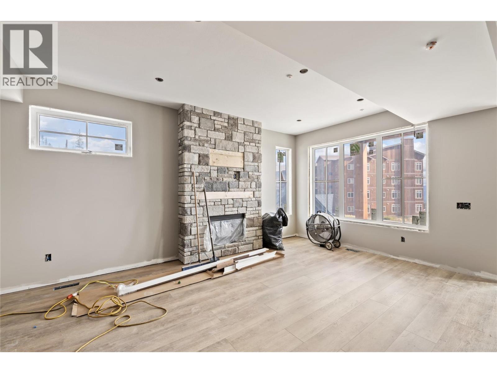 87 255 Feathertop Way, Big White