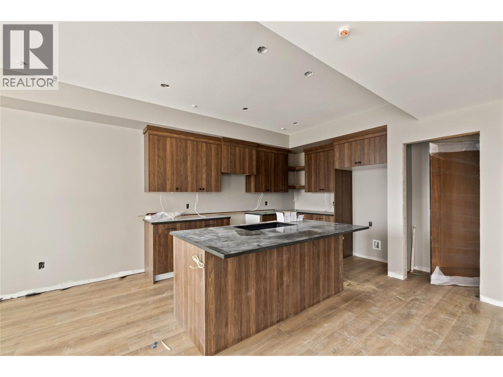 87 255 Feathertop Way, Big White