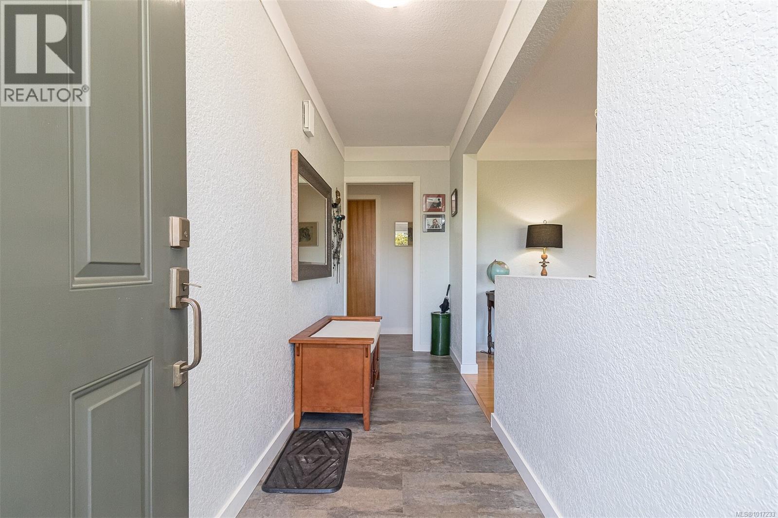  1961 Hovey Road, Central Saanich