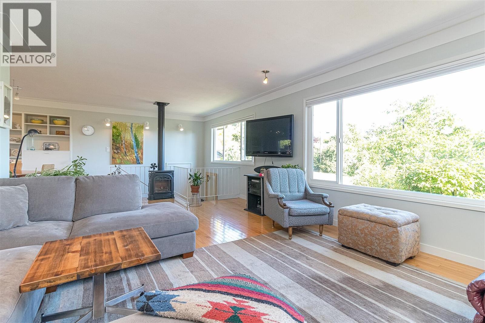  1961 Hovey Road, Central Saanich