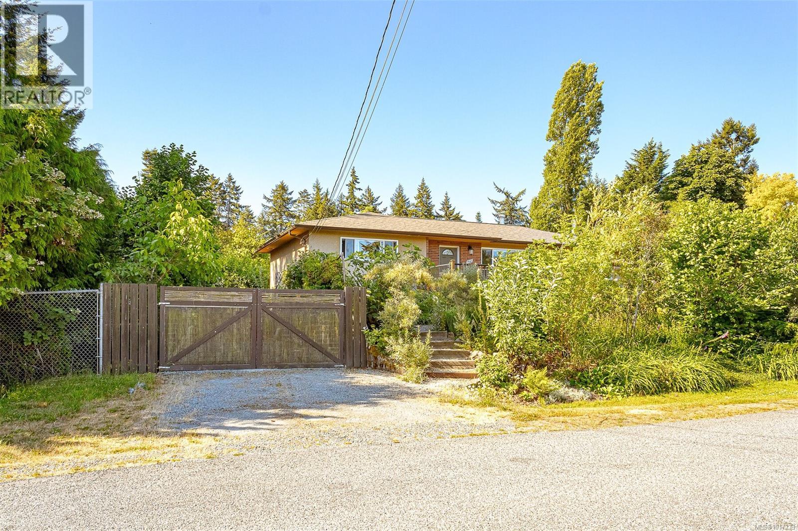  1961 Hovey Road, Central Saanich
