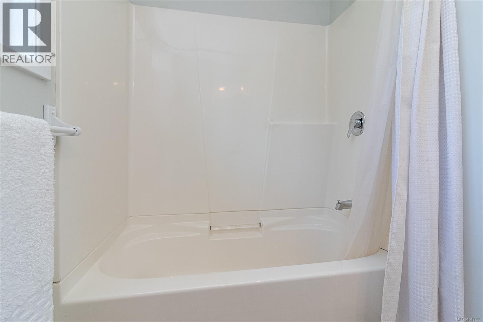  1961 Hovey Road, Central Saanich