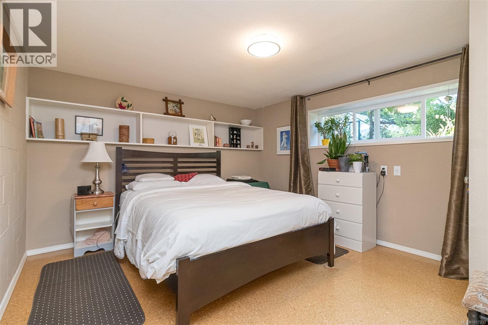  1961 Hovey Road, Central Saanich