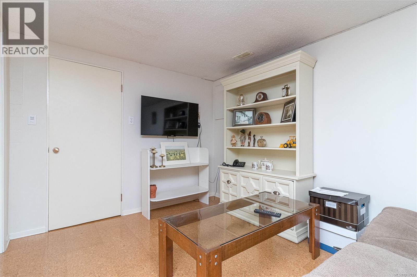  1961 Hovey Road, Central Saanich