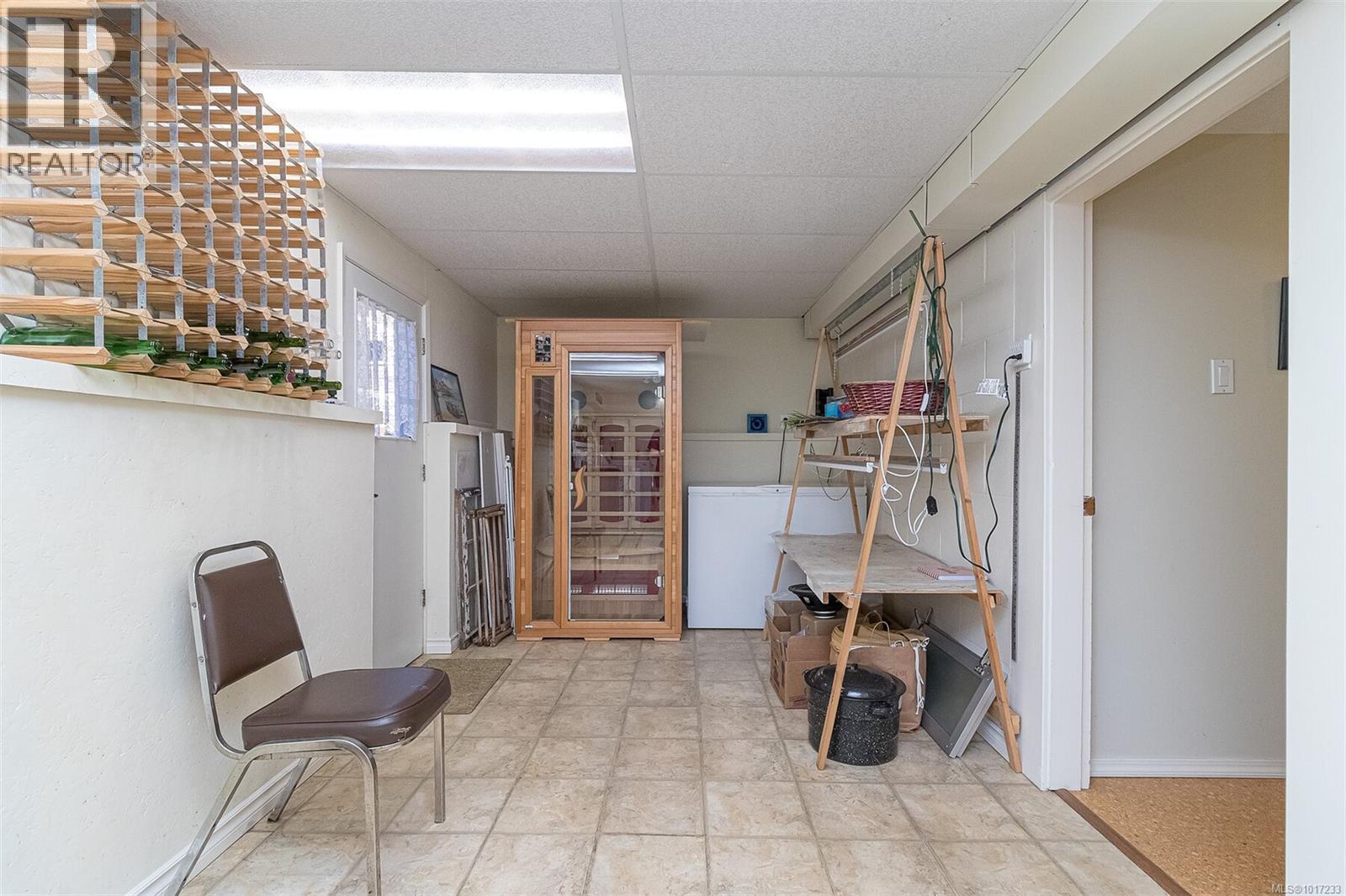  1961 Hovey Road, Central Saanich
