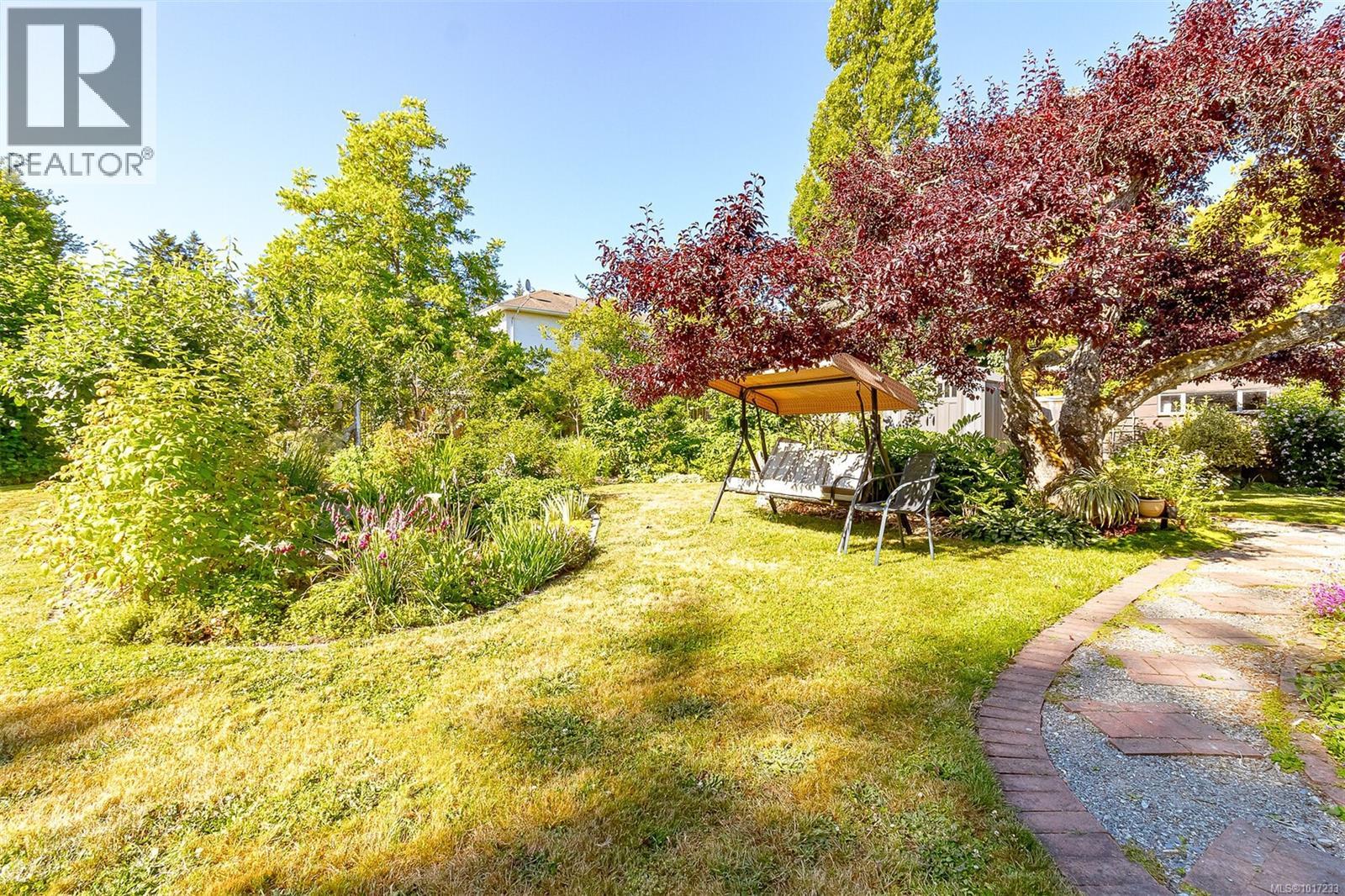  1961 Hovey Road, Central Saanich
