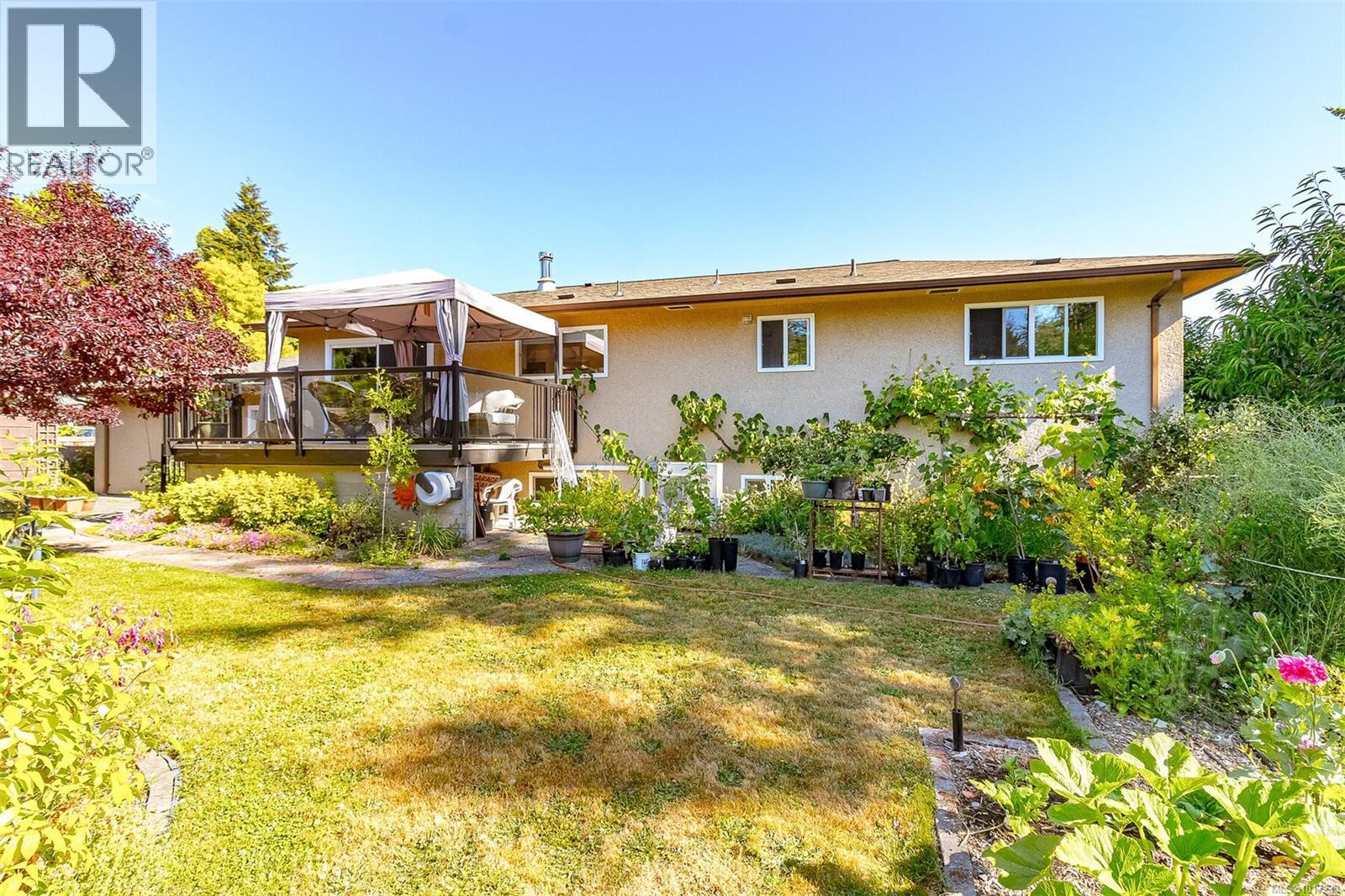  1961 Hovey Road, Central Saanich