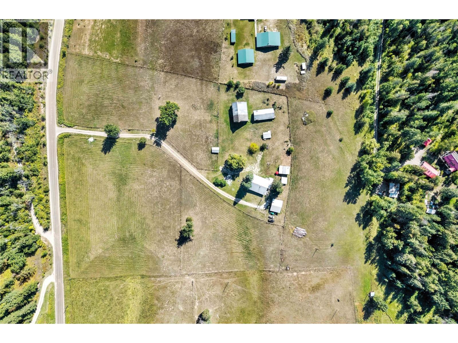  1168 Mallory Road Southeast, Enderby