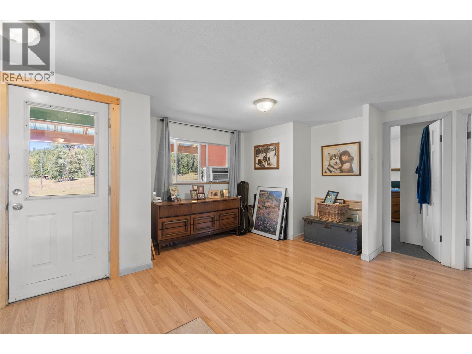  1168 Mallory Road Southeast, Enderby