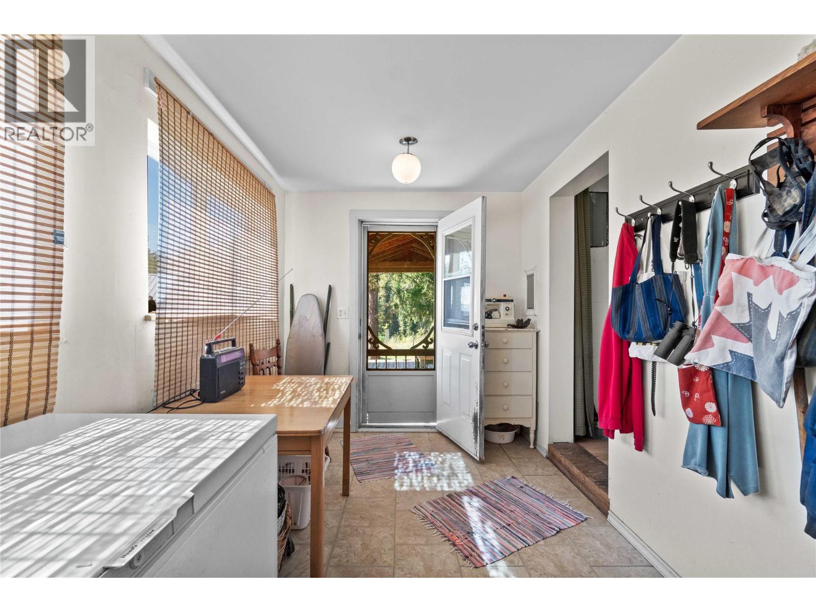  1168 Mallory Road Southeast, Enderby