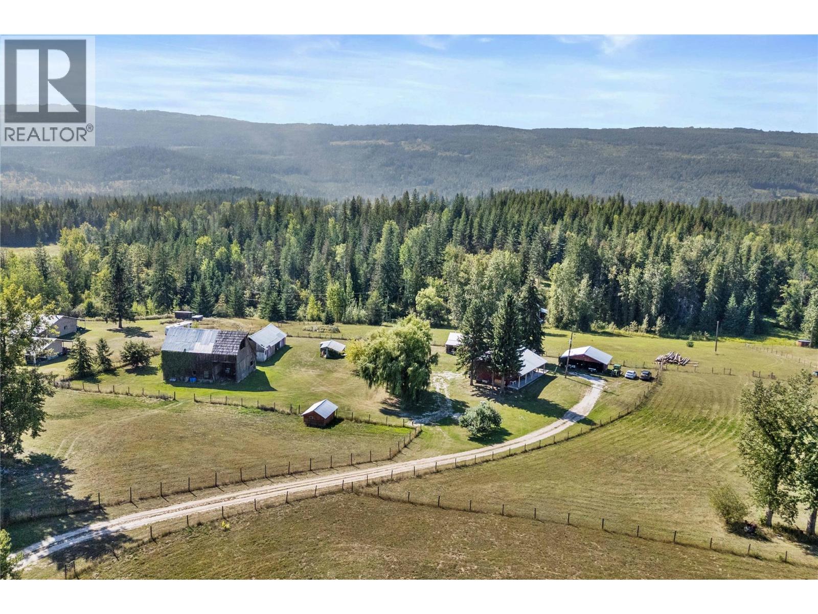 1168 Mallory Road Southeast, Enderby