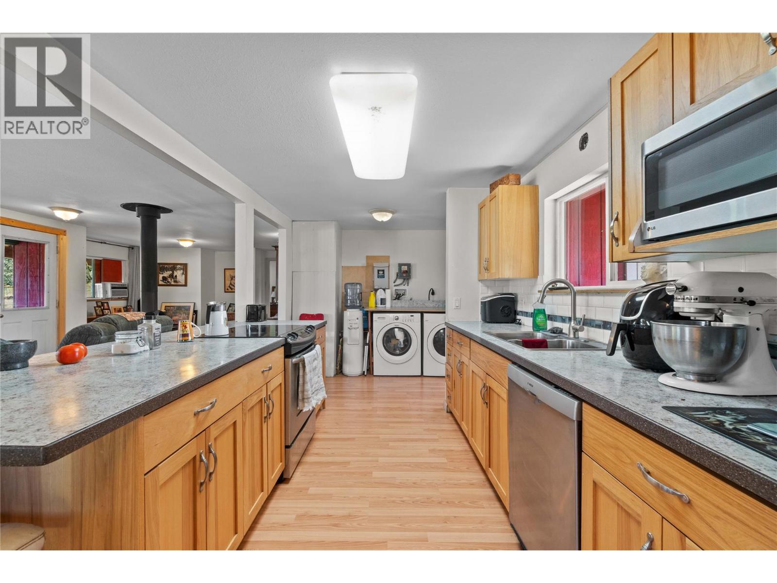  1168 Mallory Road Southeast, Enderby