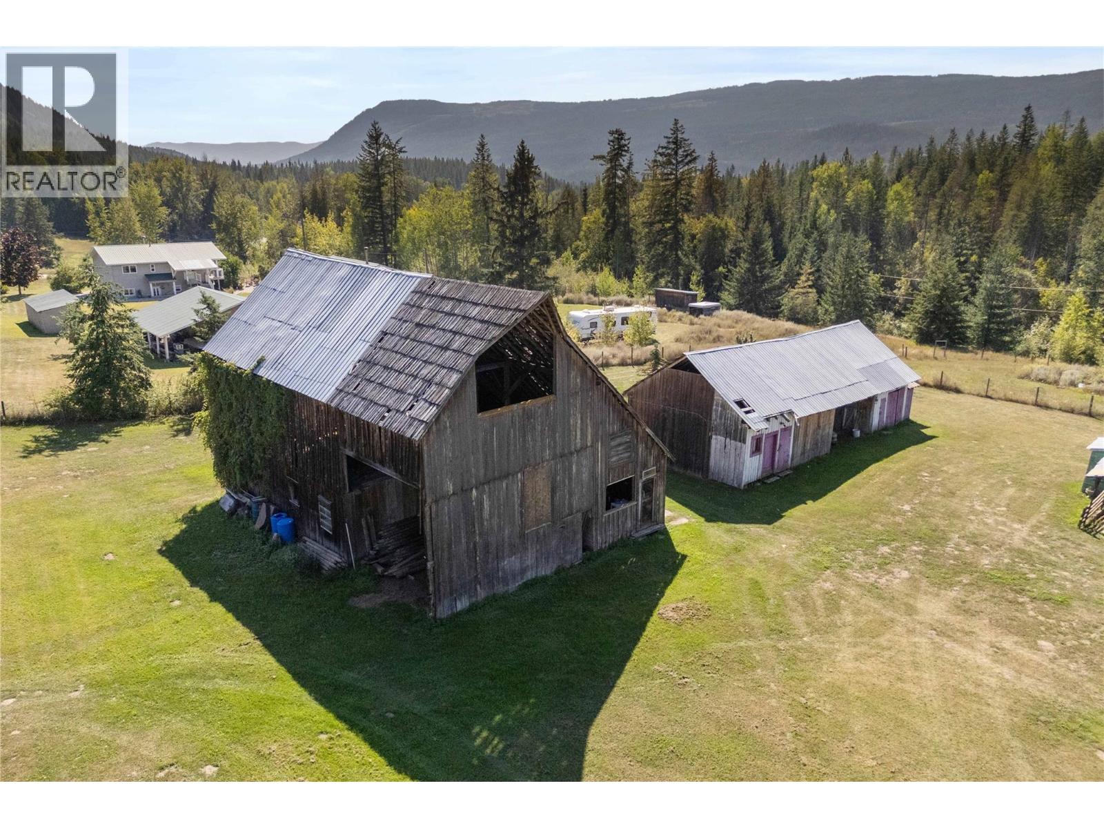  1168 Mallory Road Southeast, Enderby
