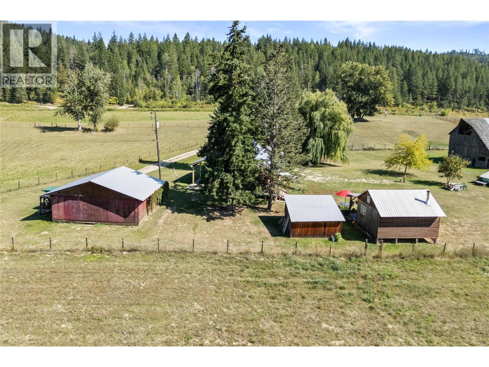  1168 Mallory Road Southeast, Enderby