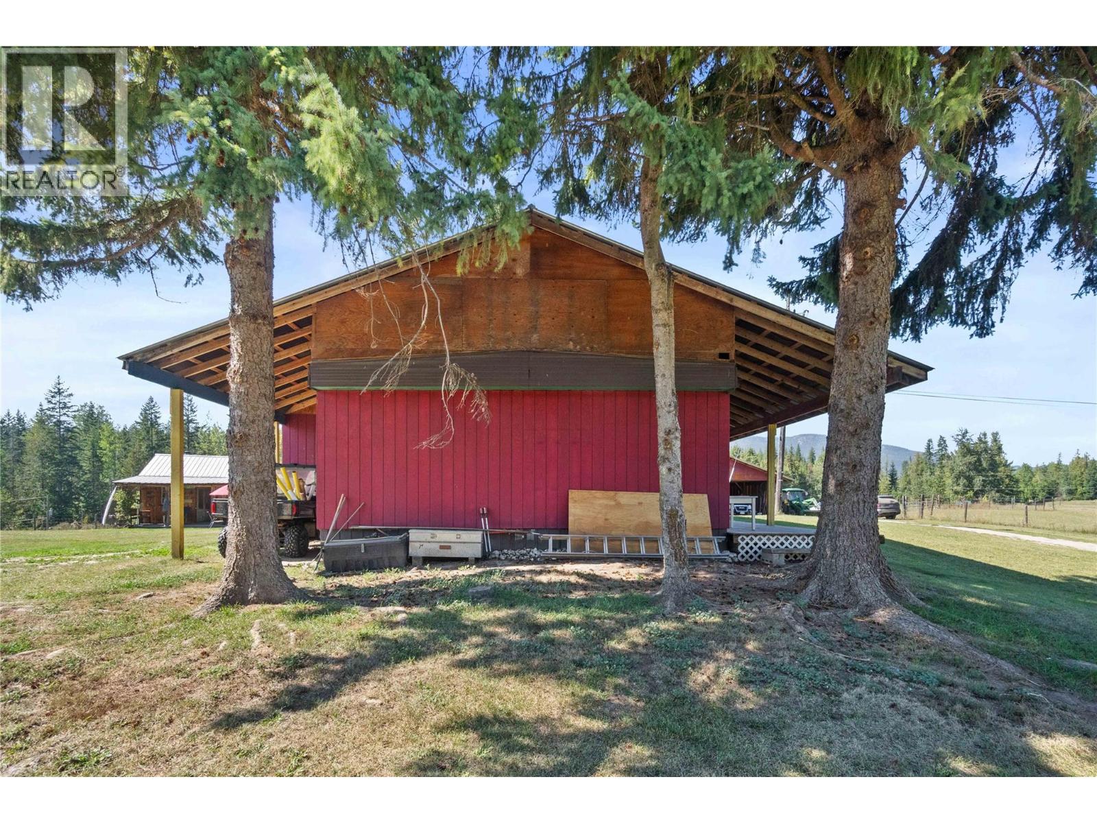  1168 Mallory Road Southeast, Enderby