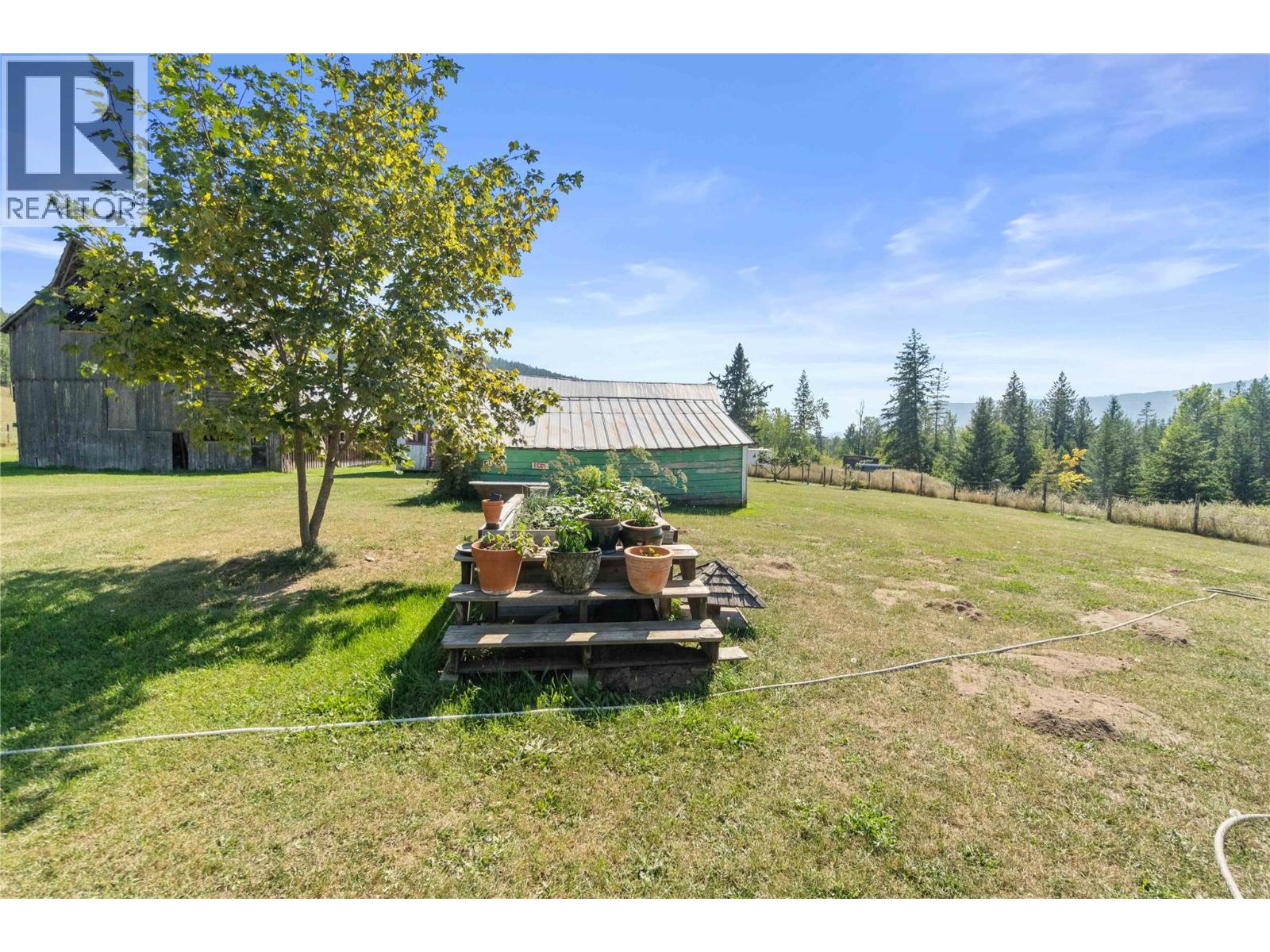  1168 Mallory Road Southeast, Enderby