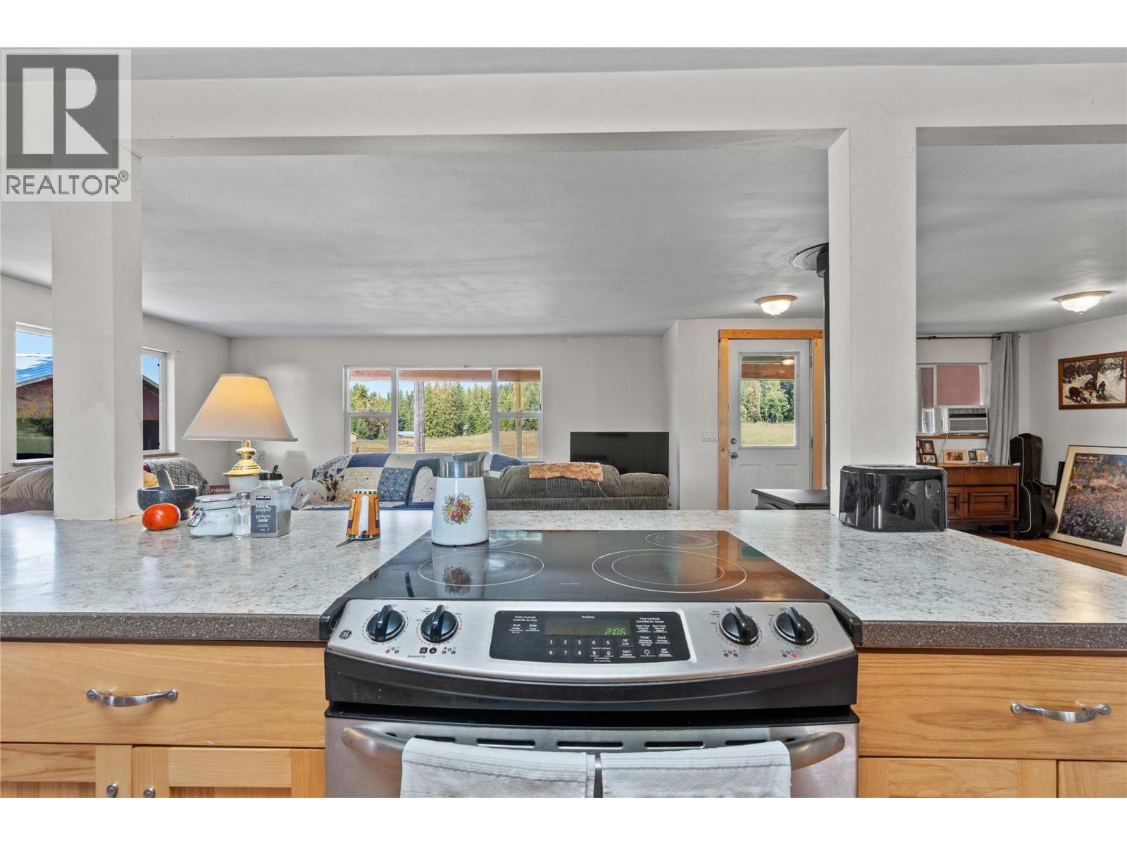  1168 Mallory Road Southeast, Enderby