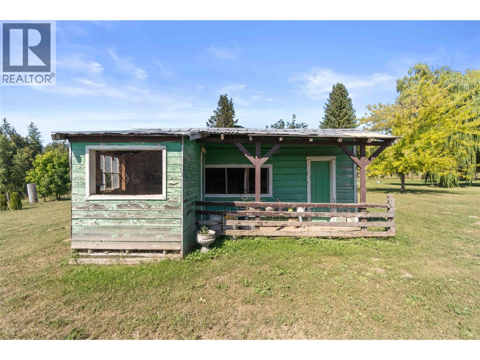  1168 Mallory Road Southeast, Enderby