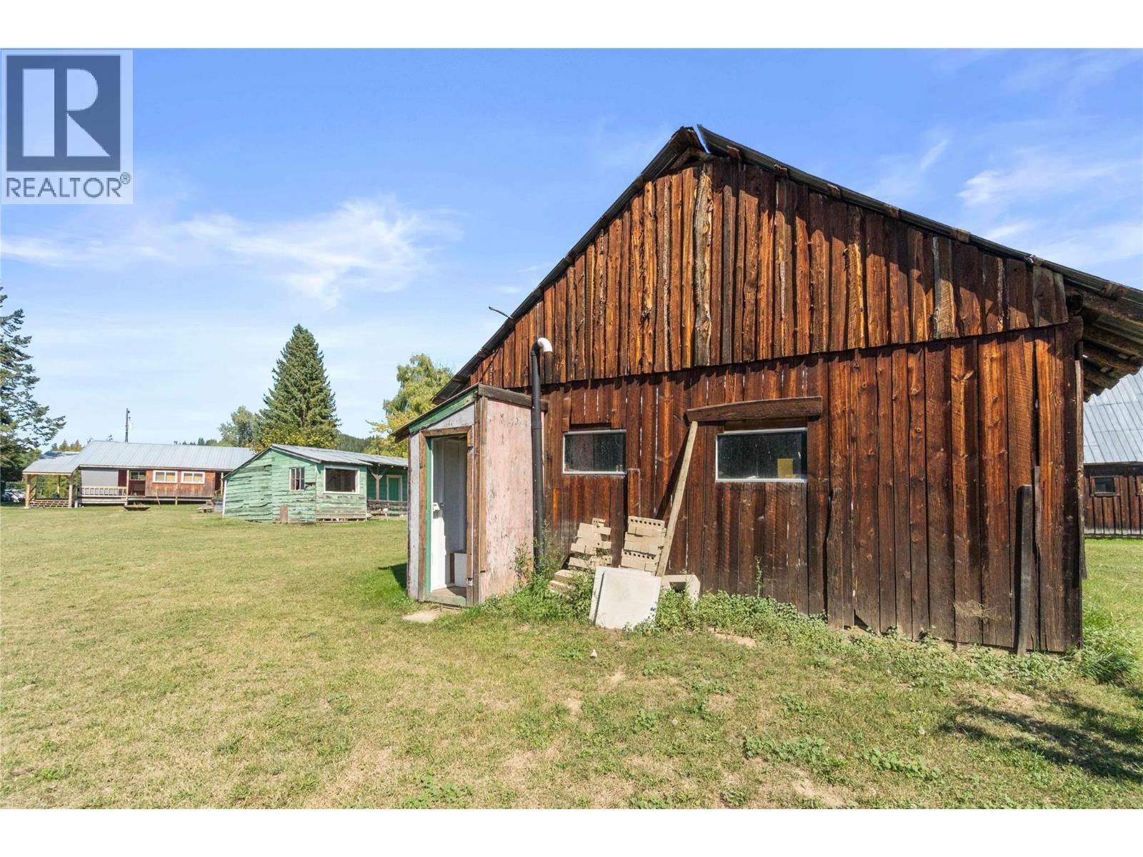  1168 Mallory Road Southeast, Enderby