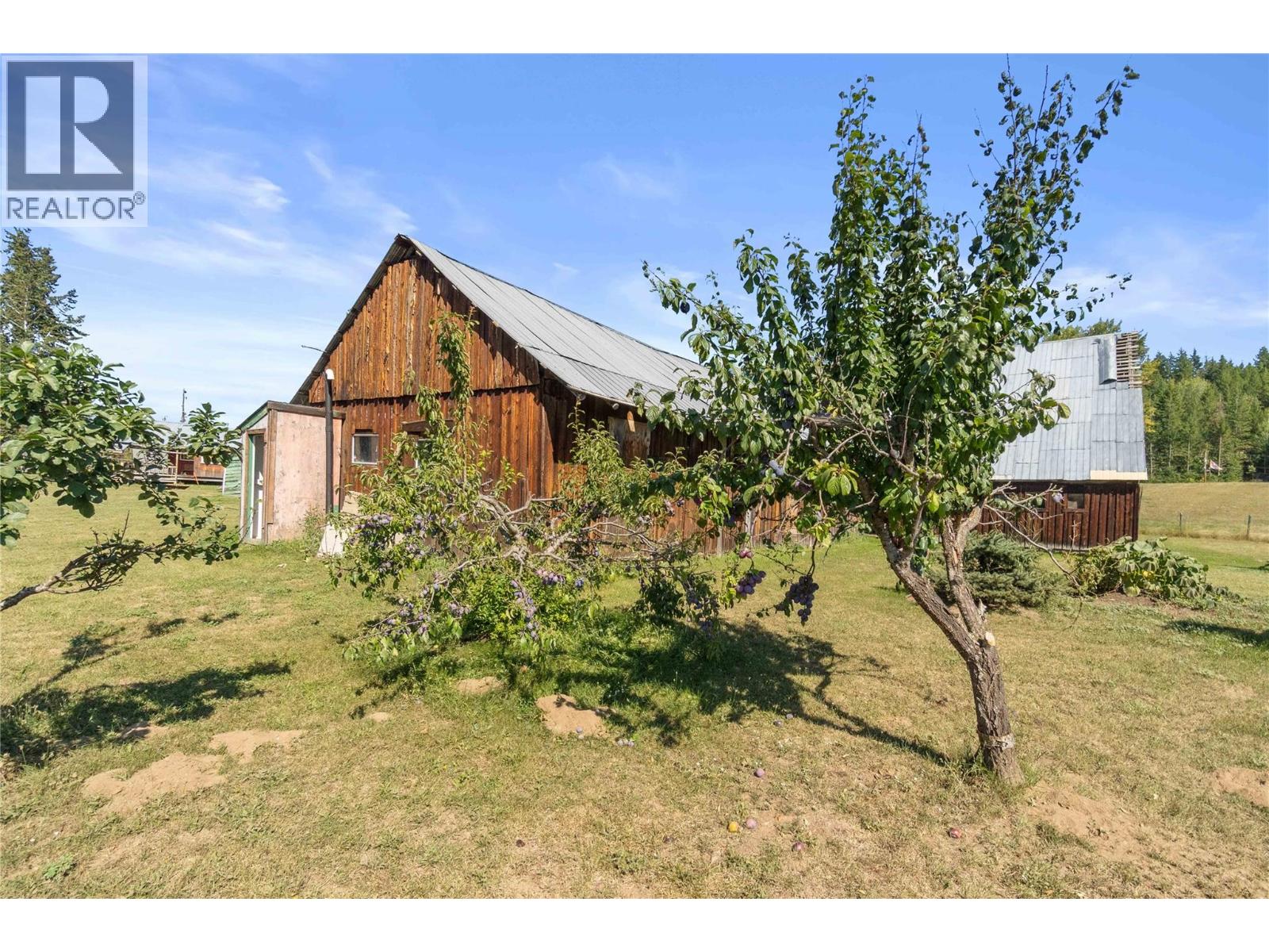 1168 Mallory Road Southeast, Enderby