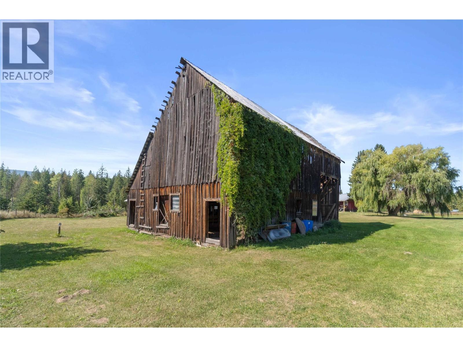  1168 Mallory Road Southeast, Enderby