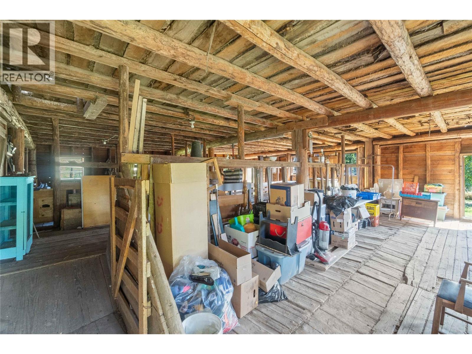  1168 Mallory Road Southeast, Enderby
