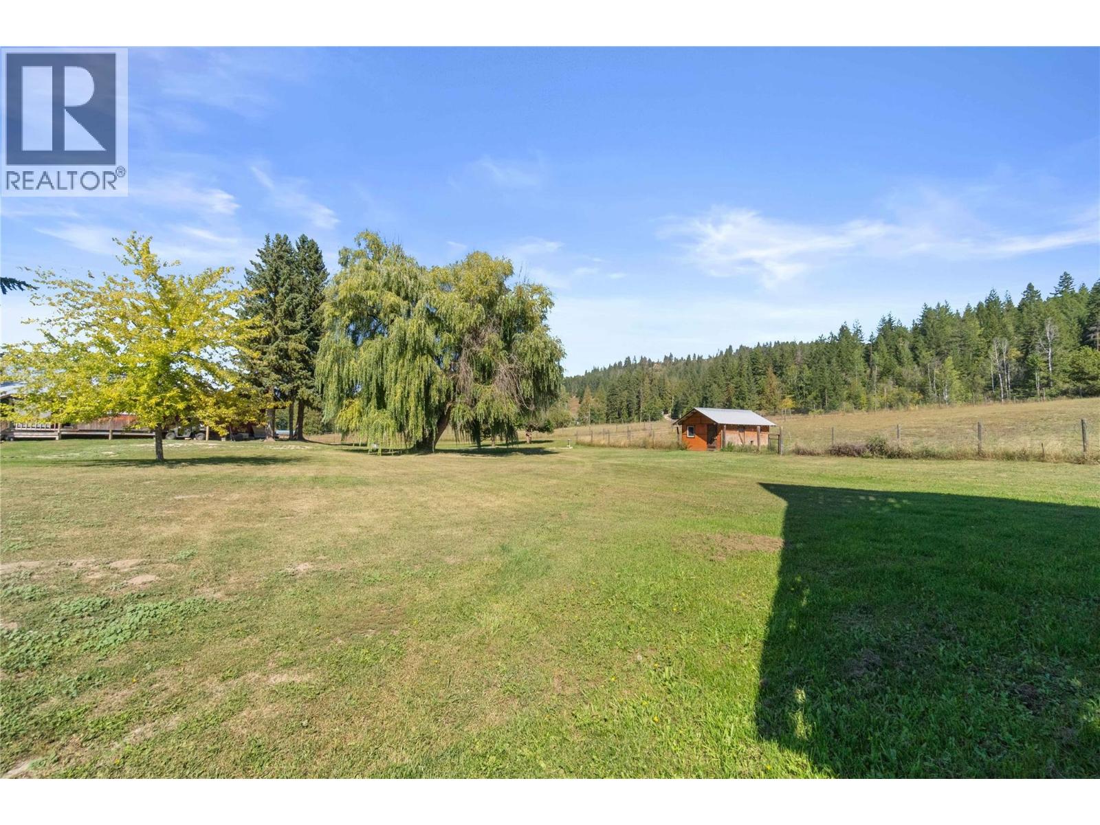  1168 Mallory Road Southeast, Enderby