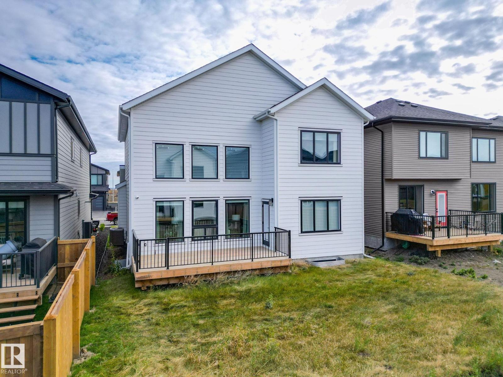 17124 2 ST NW, Edmonton