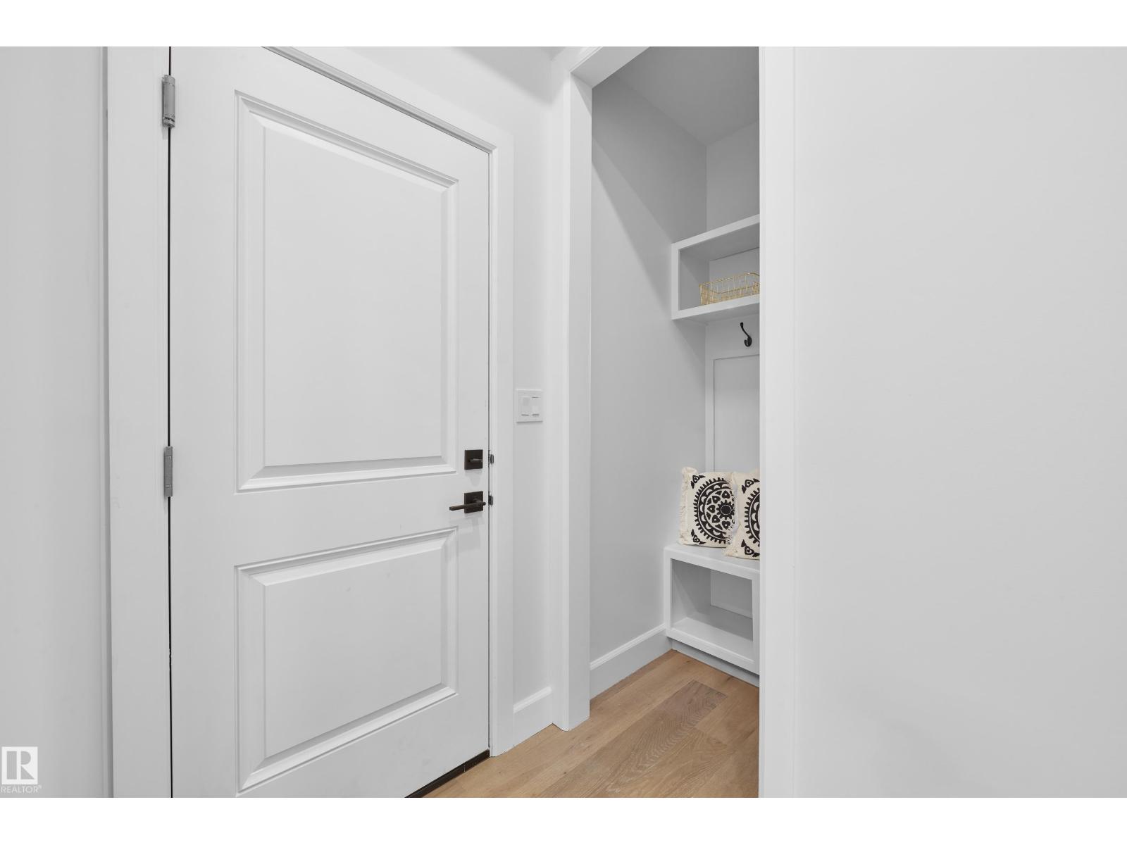 6003 107 ST NW, Edmonton